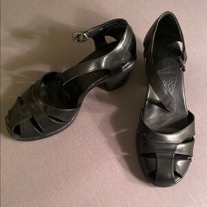 Dansko Black Heeled Shoes with Closed Toe Design